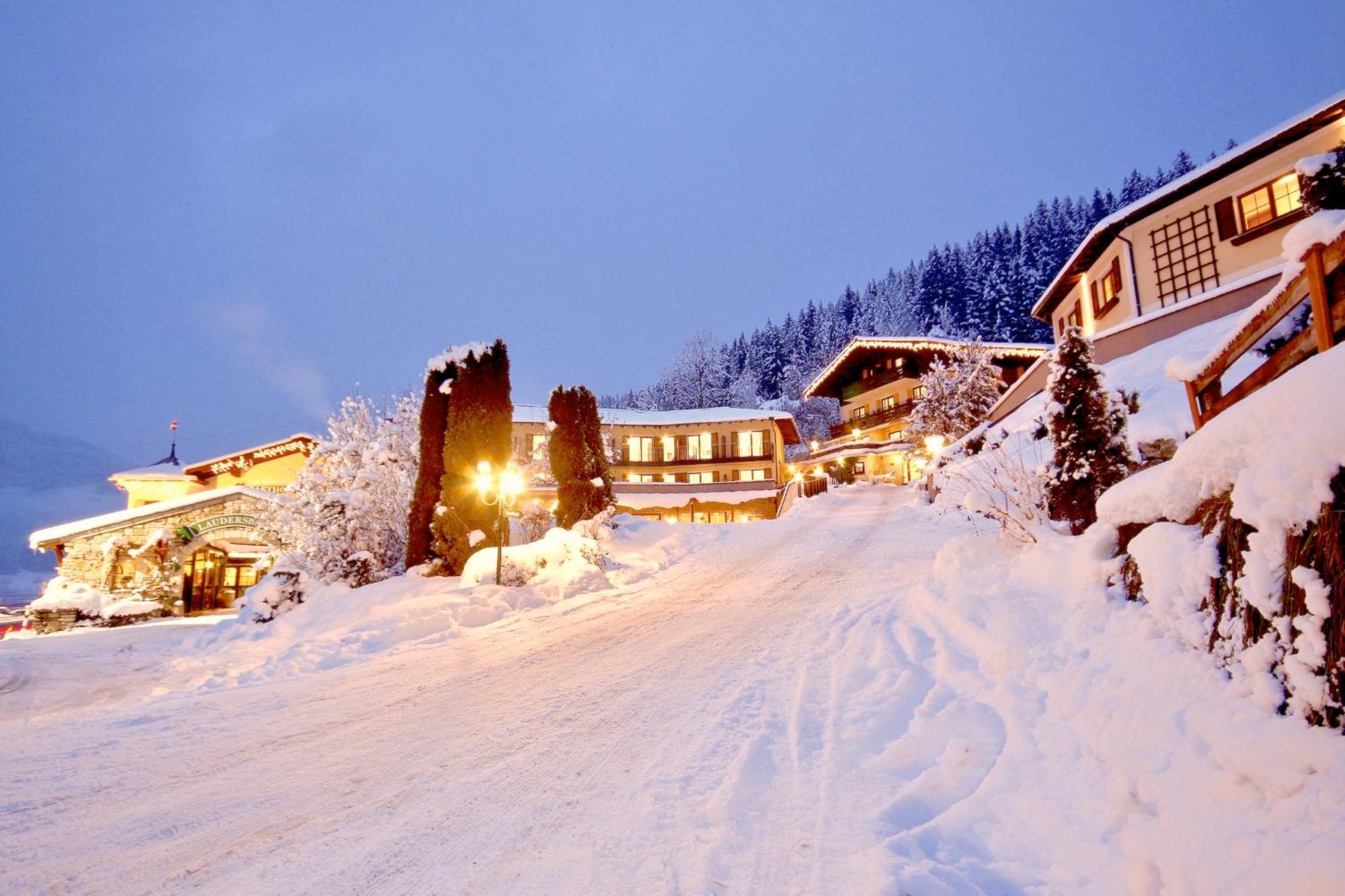 Landhotel Laudersbach อัลเทนมาร์คท์ อิม พองเงา ภายนอก รูปภาพ